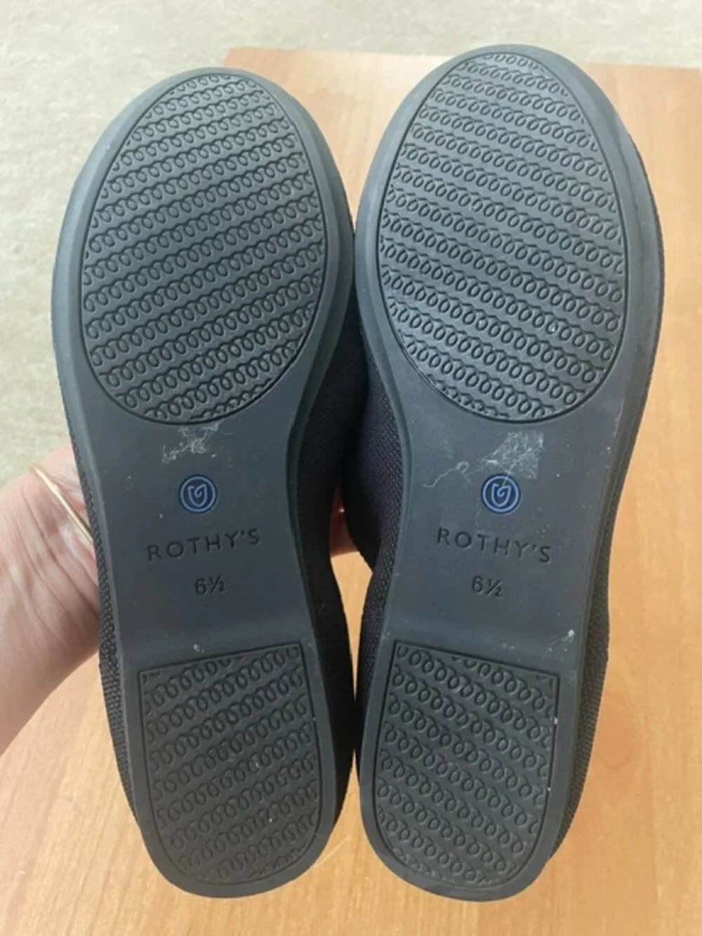 Rothys Women's Slip-on Round Toe Flats, Black, Size 6.5